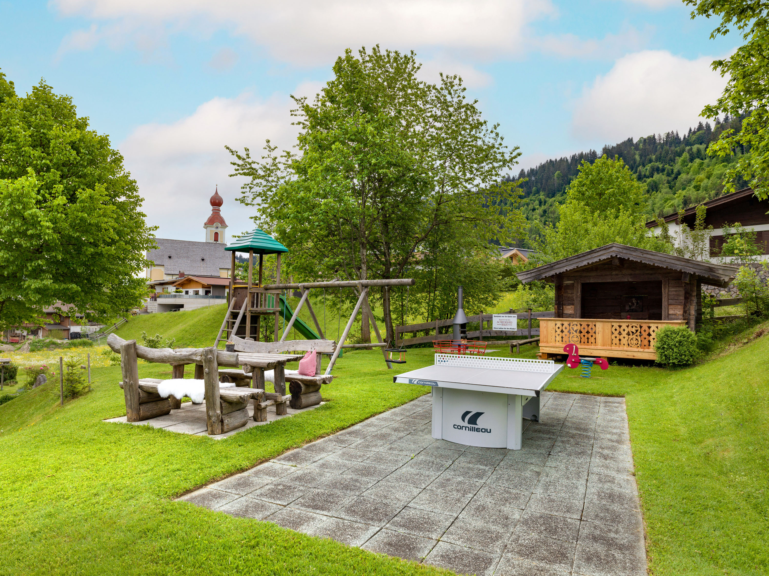 Spielplatz im Sommerurlaub mit Kindern in Tirol
